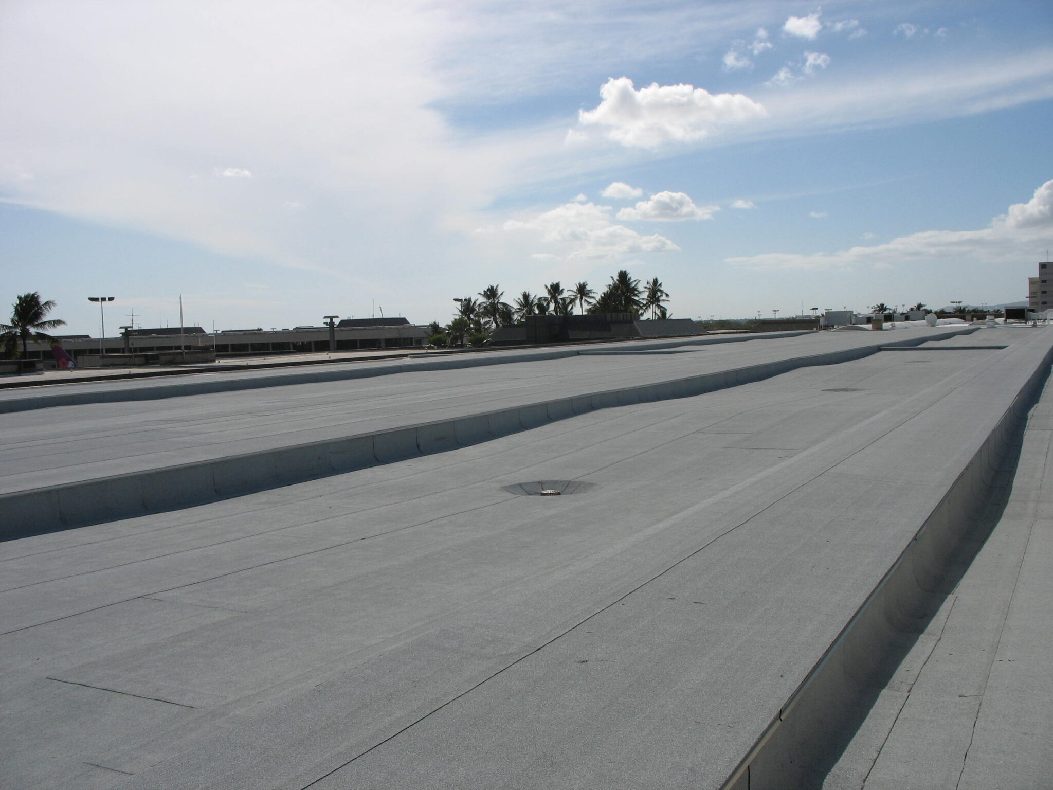 Low slope roofing system